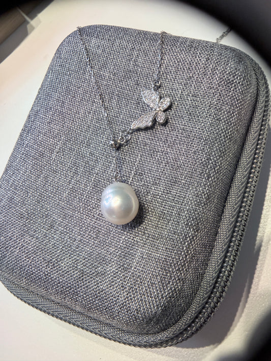 gourd South White Baroque Sea Pearl pendant