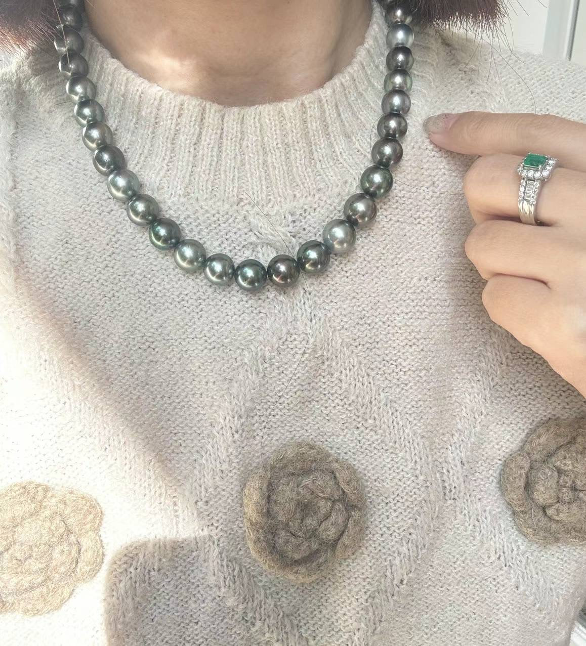 Guild Certificate Tahitian necklace