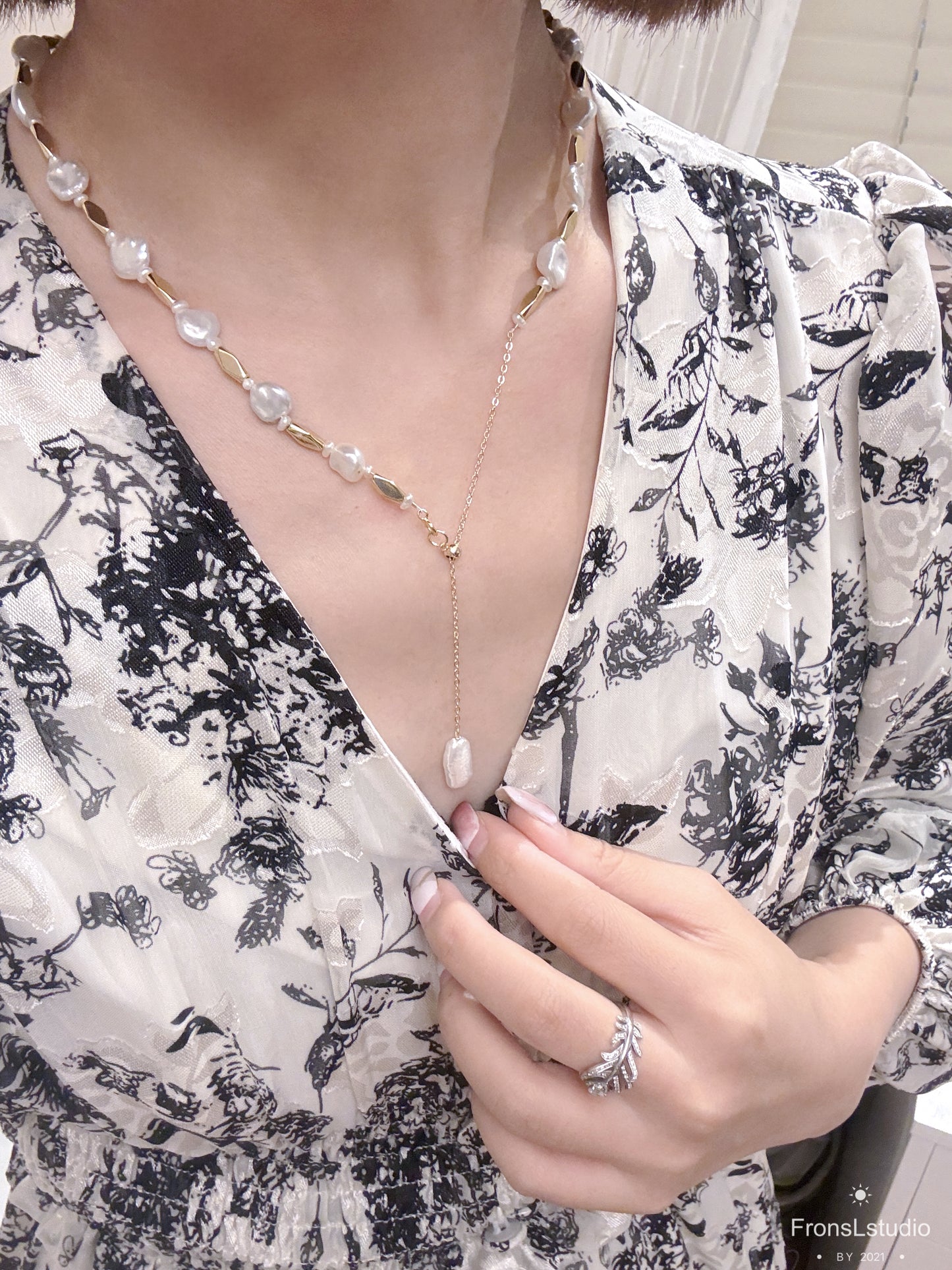 Freshwater Pearl keshi Necklace