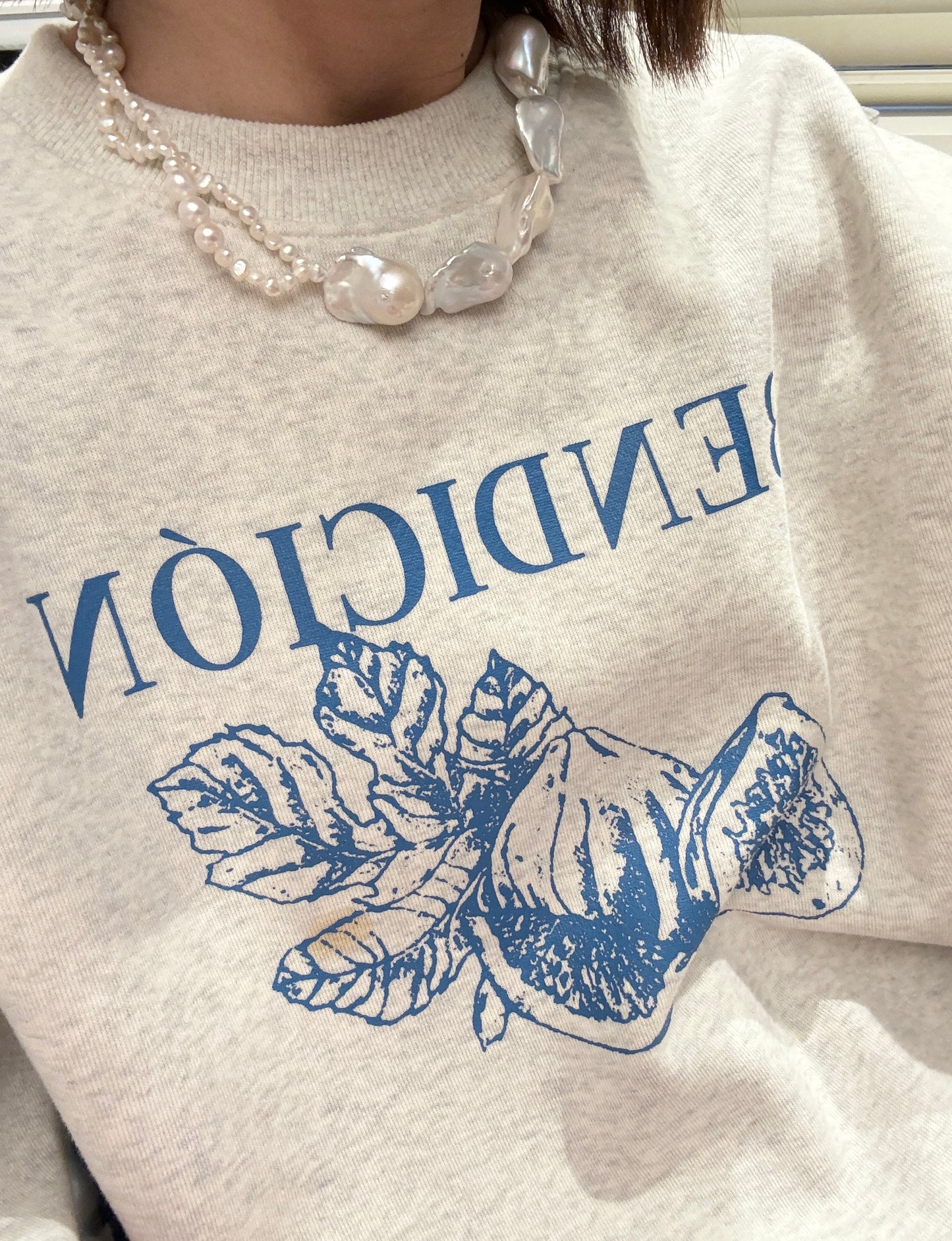 Big baroque necklace