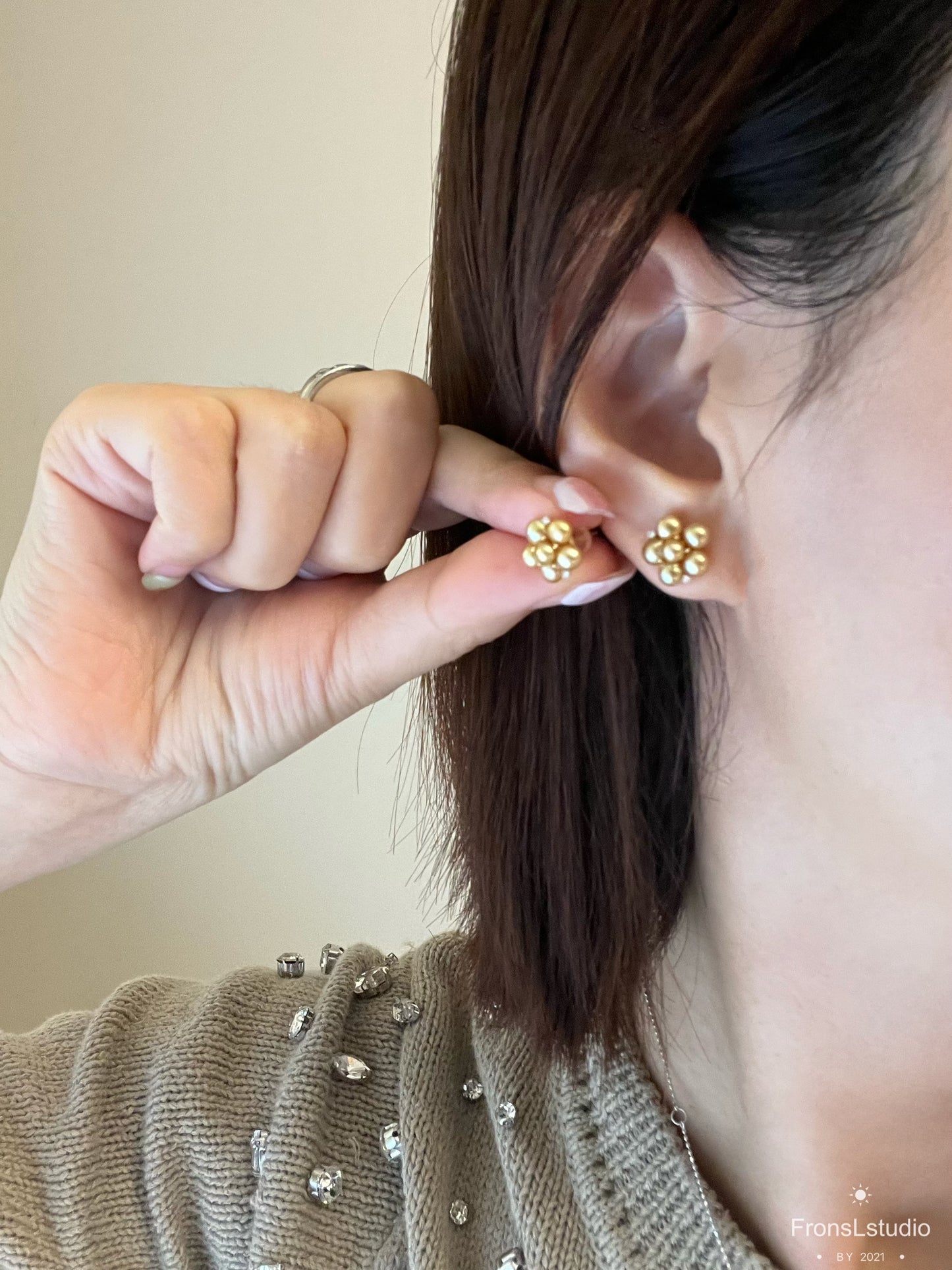 Flower sea Pearl earrings