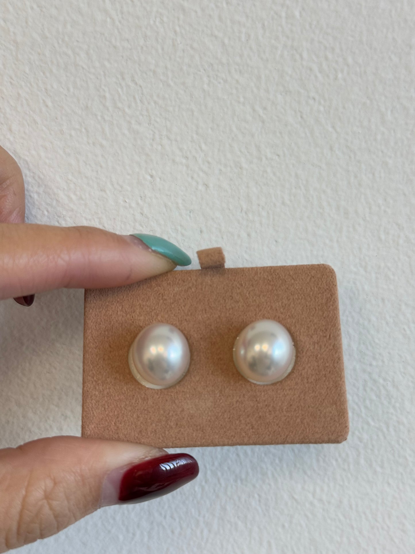 White south Sea Pearl,Pair of Oval 11.6✖️10.6mm AAA/AA Paspaley