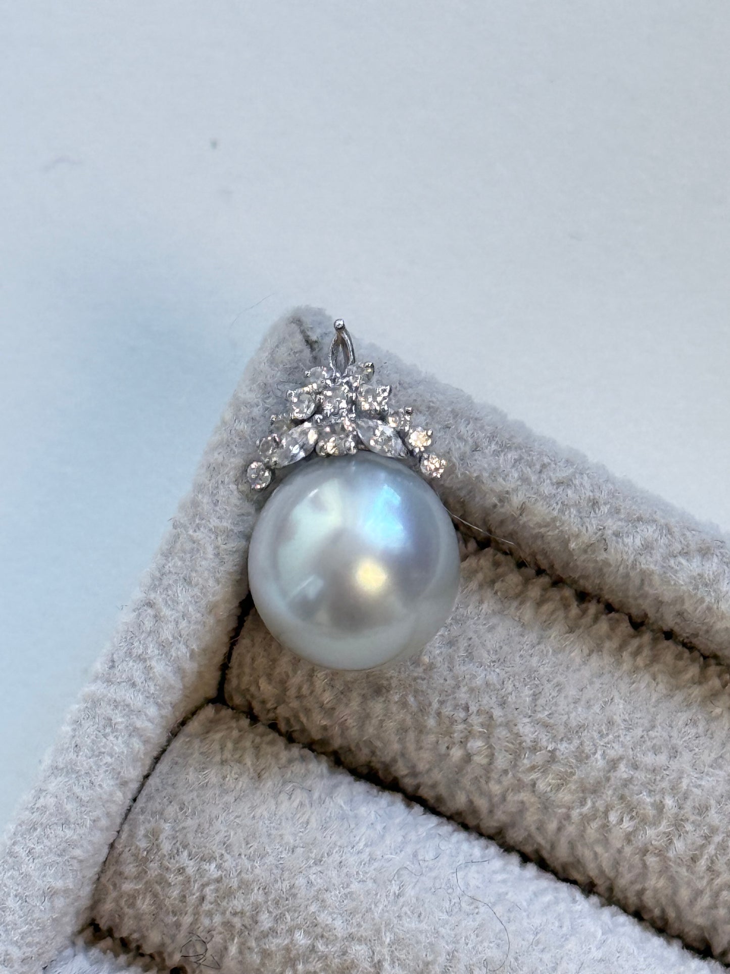 White south Sea Pearl,Single Oval 11.2✖️10.8mm AAA/AA Paspaley