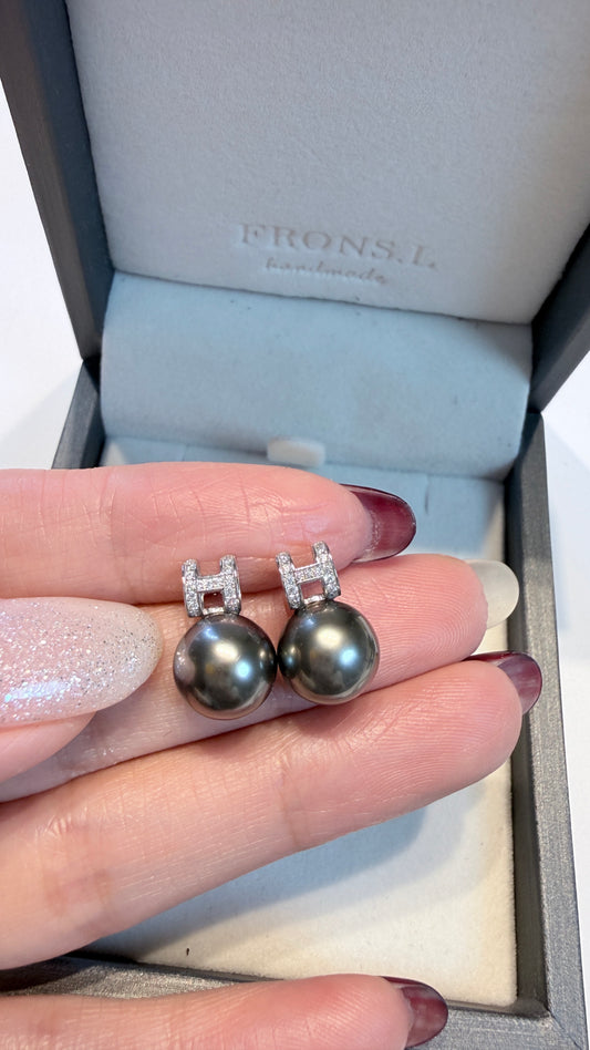 H shape Tahiti platinum grey earrings