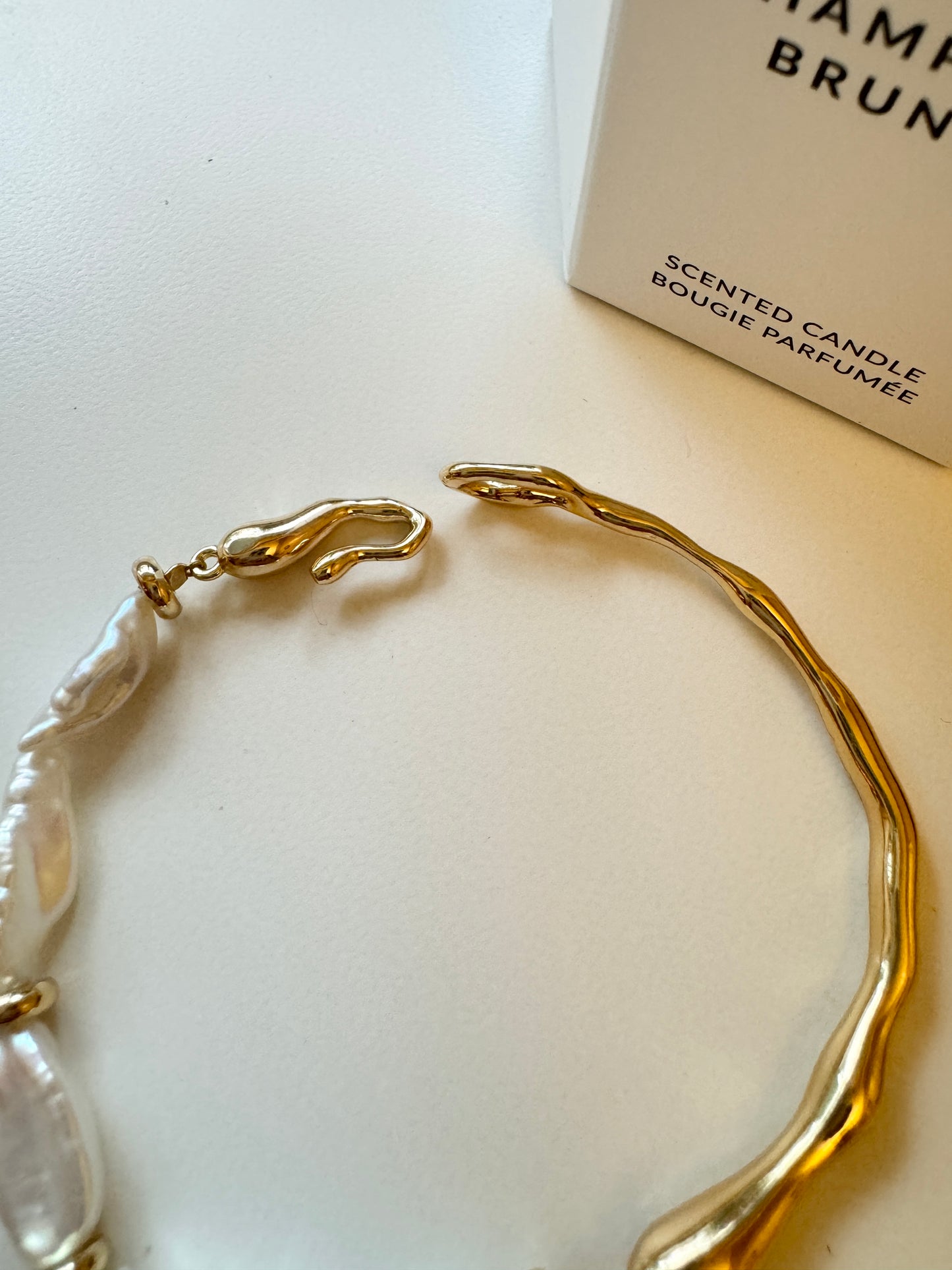 Gold Band Biwa Pearl Bracelet