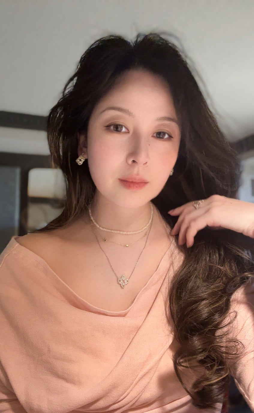 Four-leaf clover freshwater Pearl Stud