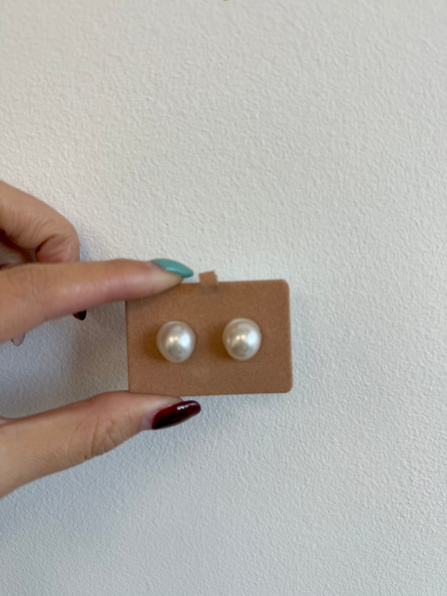 White south Sea Pearl,Pair of Oval 11.6✖️10.6mm AAA/AA Paspaley