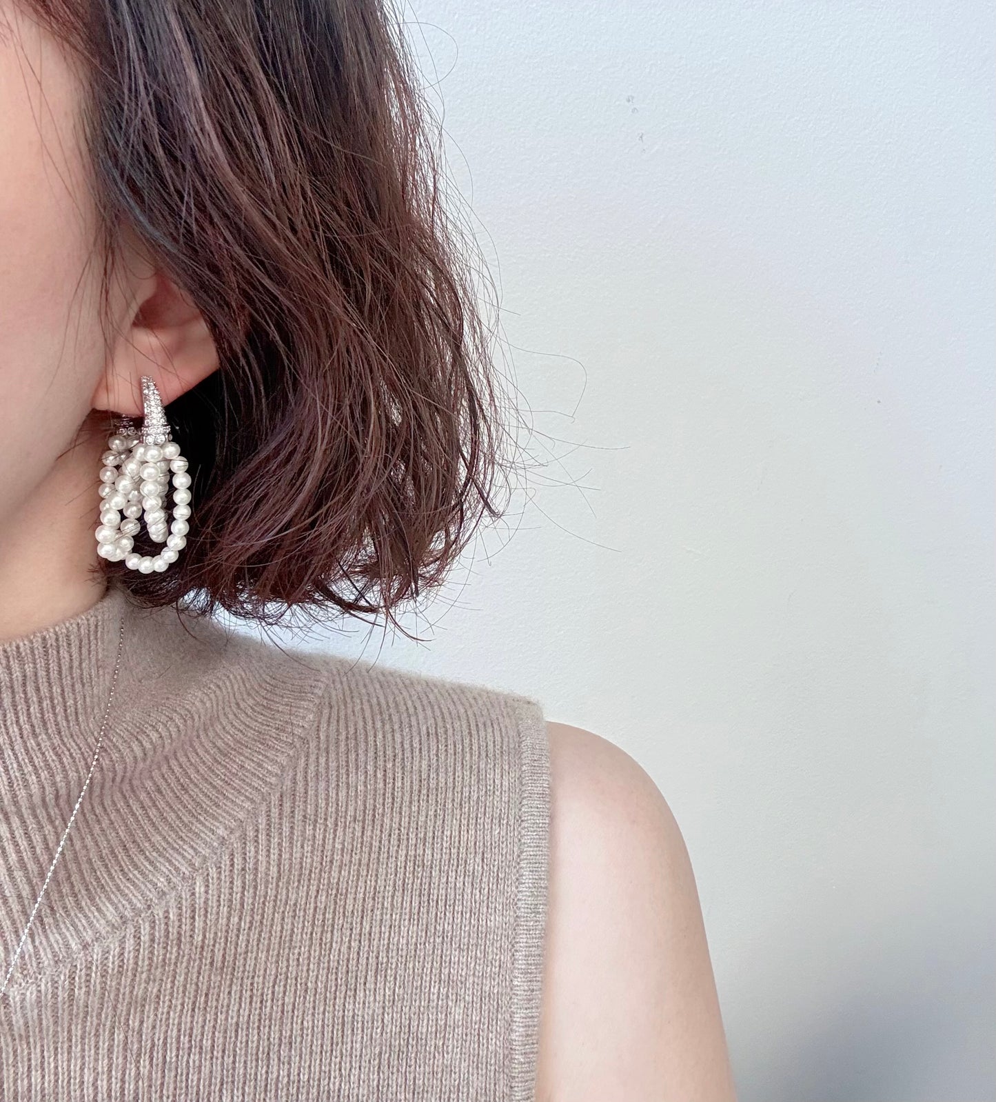 Horseshoe Pearl Earrings