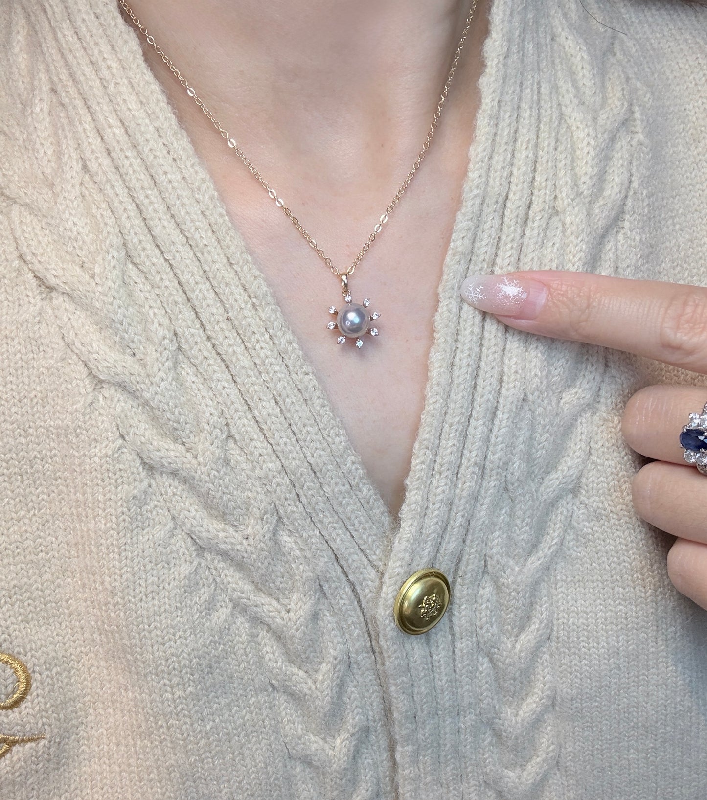 Starlight Japanese akoya pendant