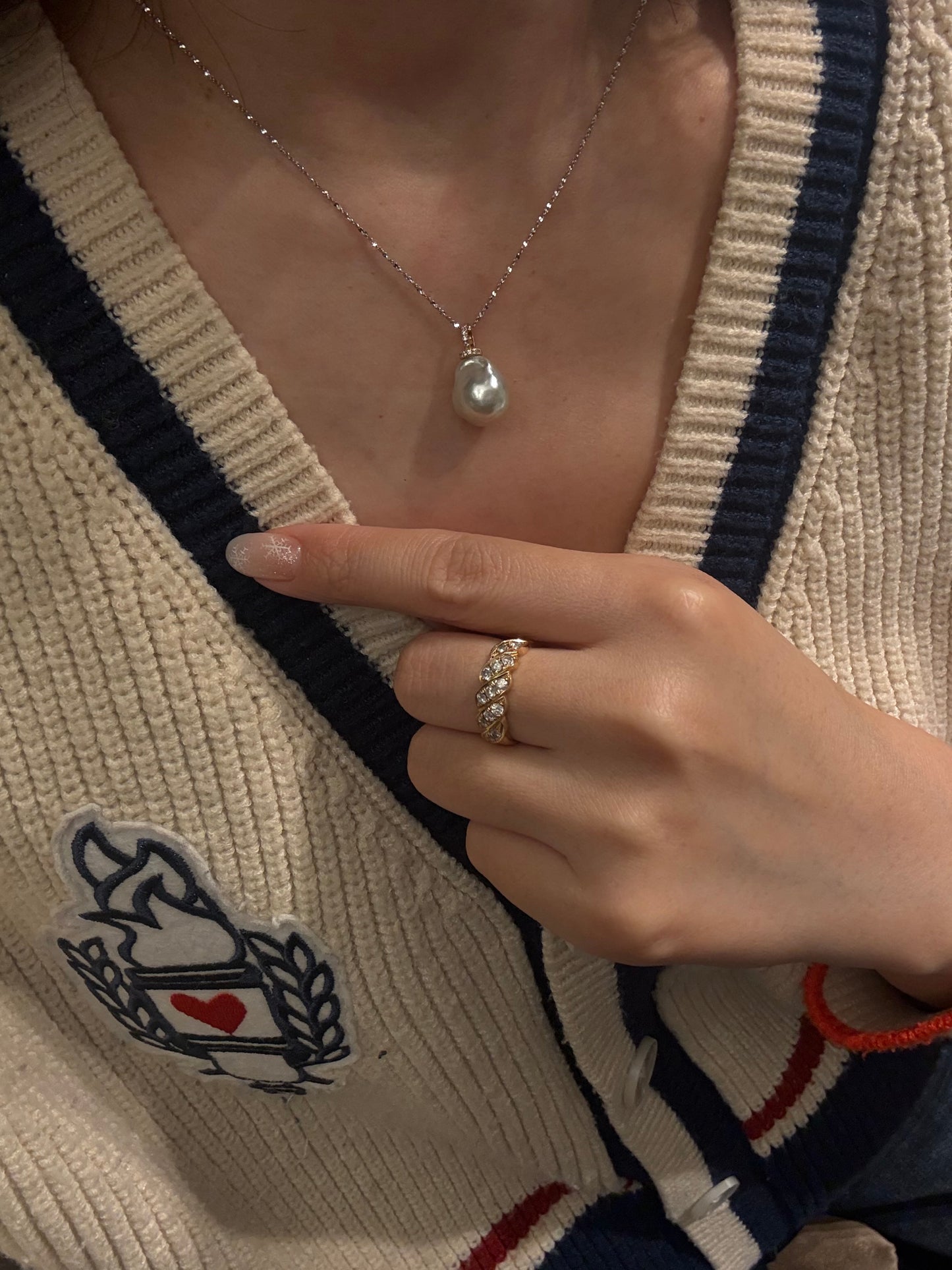 South White Baroque Sea Pearl pendant