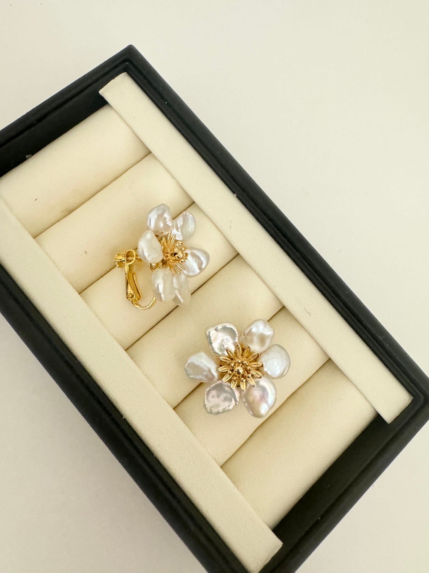 Petal pearl earrings