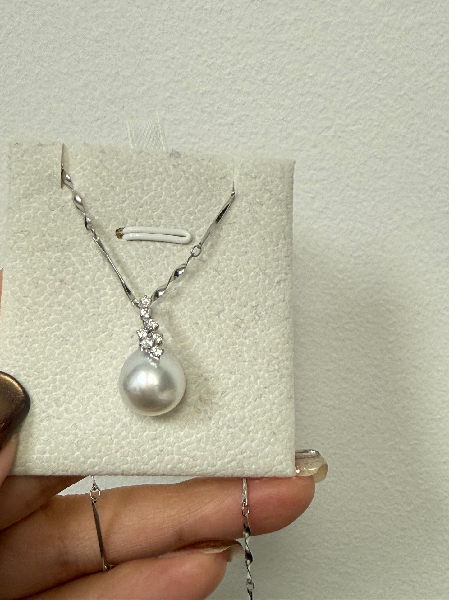 繁星点点South White Baroque Sea Pearl pendant