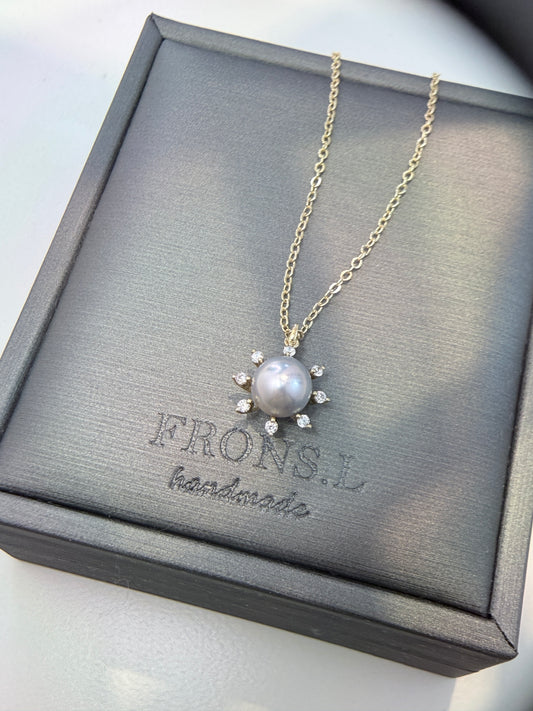 Starlight Japanese akoya pendant