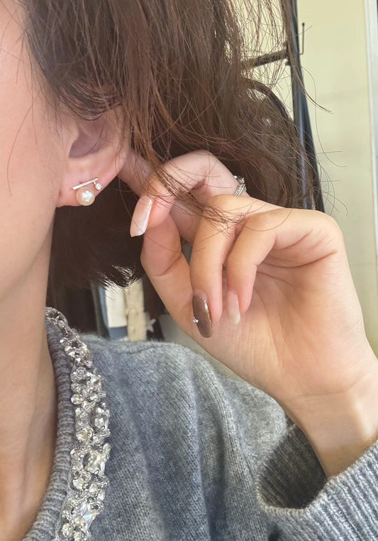 Balance beam Japanese Akoya Earring