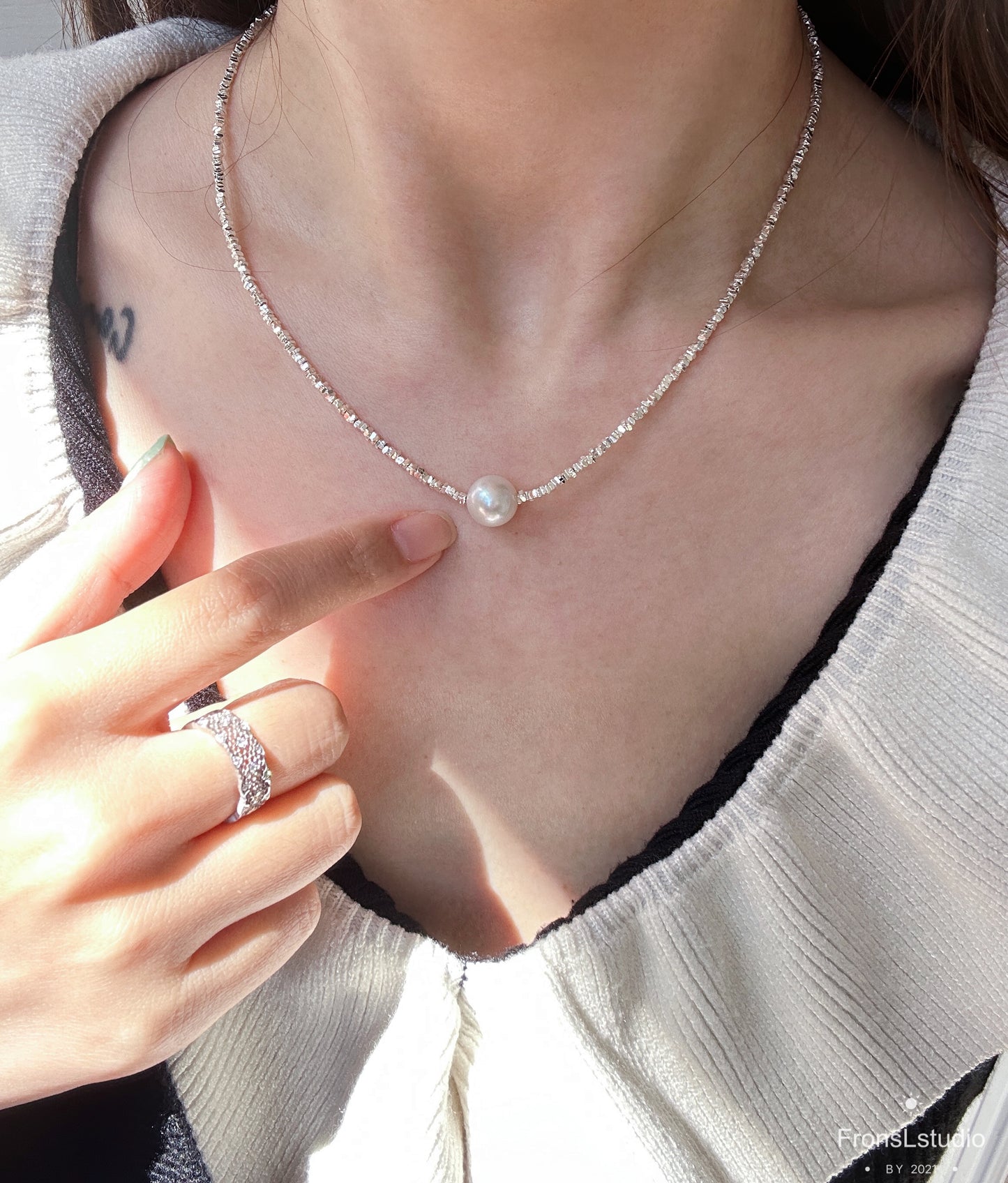 Lilian Pearl Choker