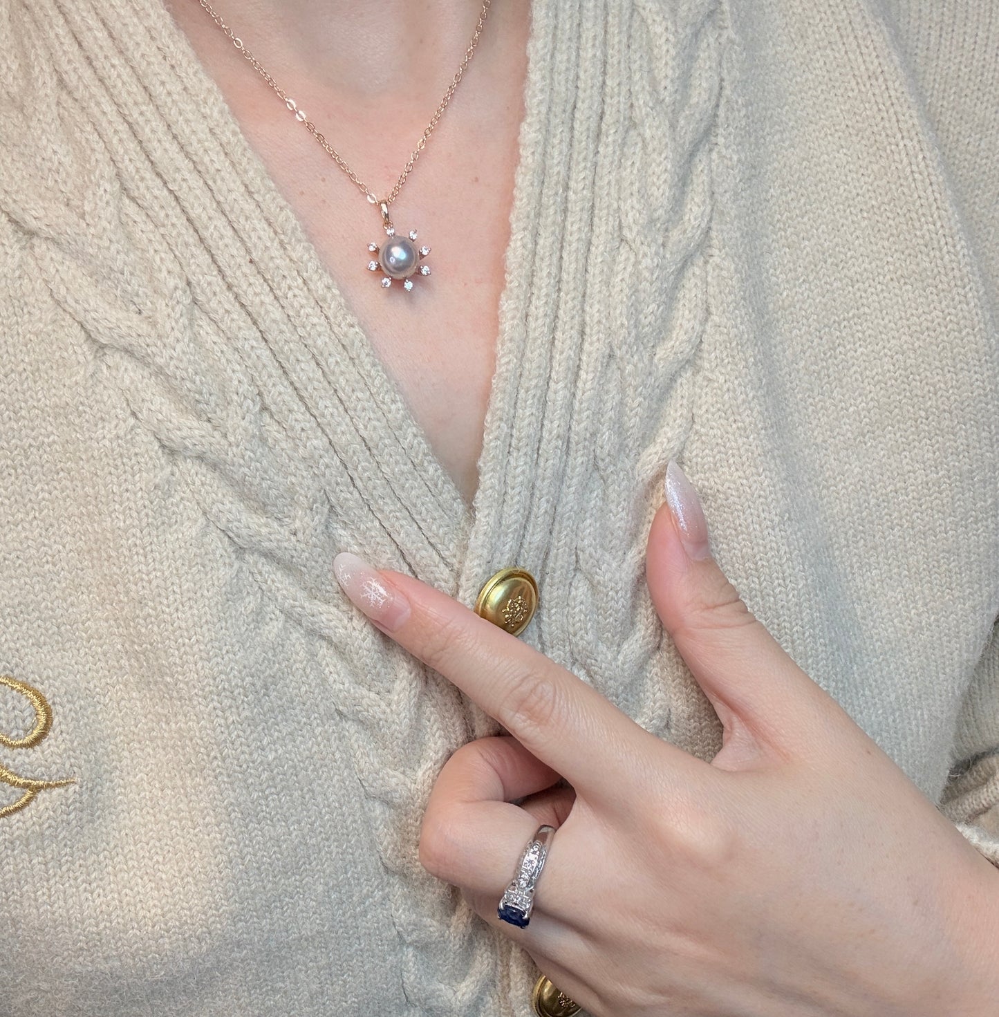 Starlight Japanese akoya pendant