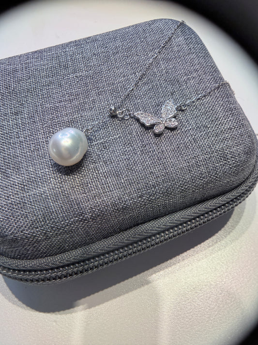 gourd South White Baroque Sea Pearl pendant