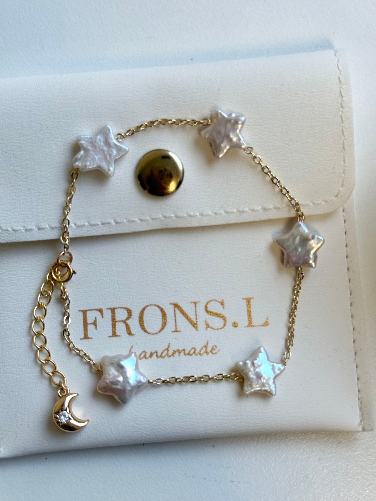 Smile pearl Necklace