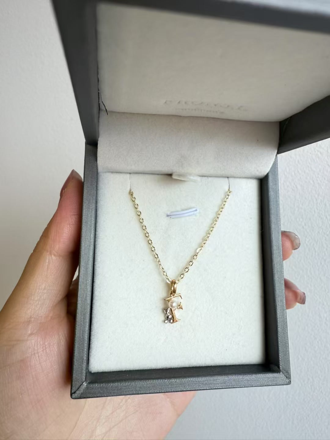 18k solid gold diamond letter pendant