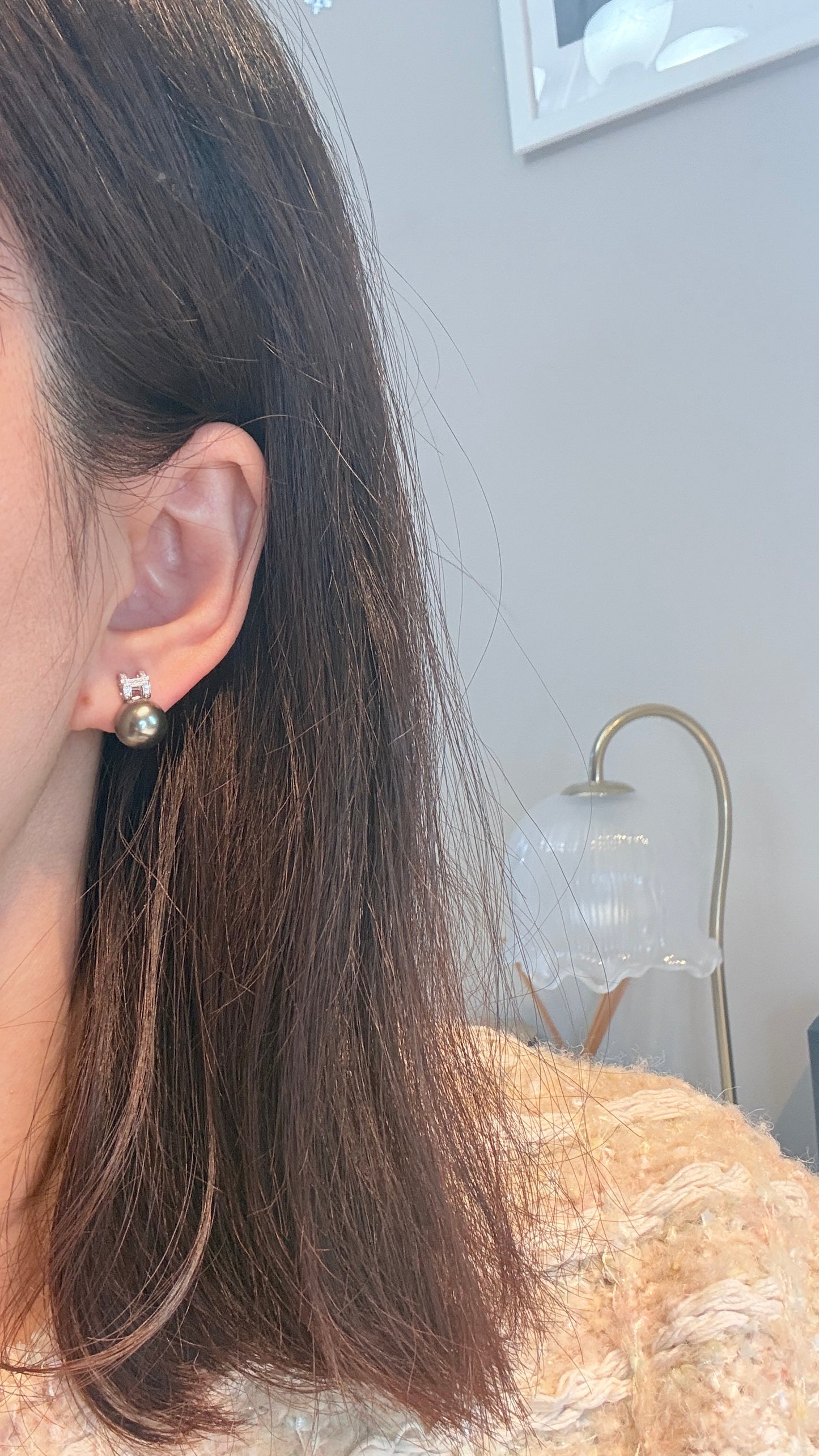 H shape Tahiti platinum grey earrings
