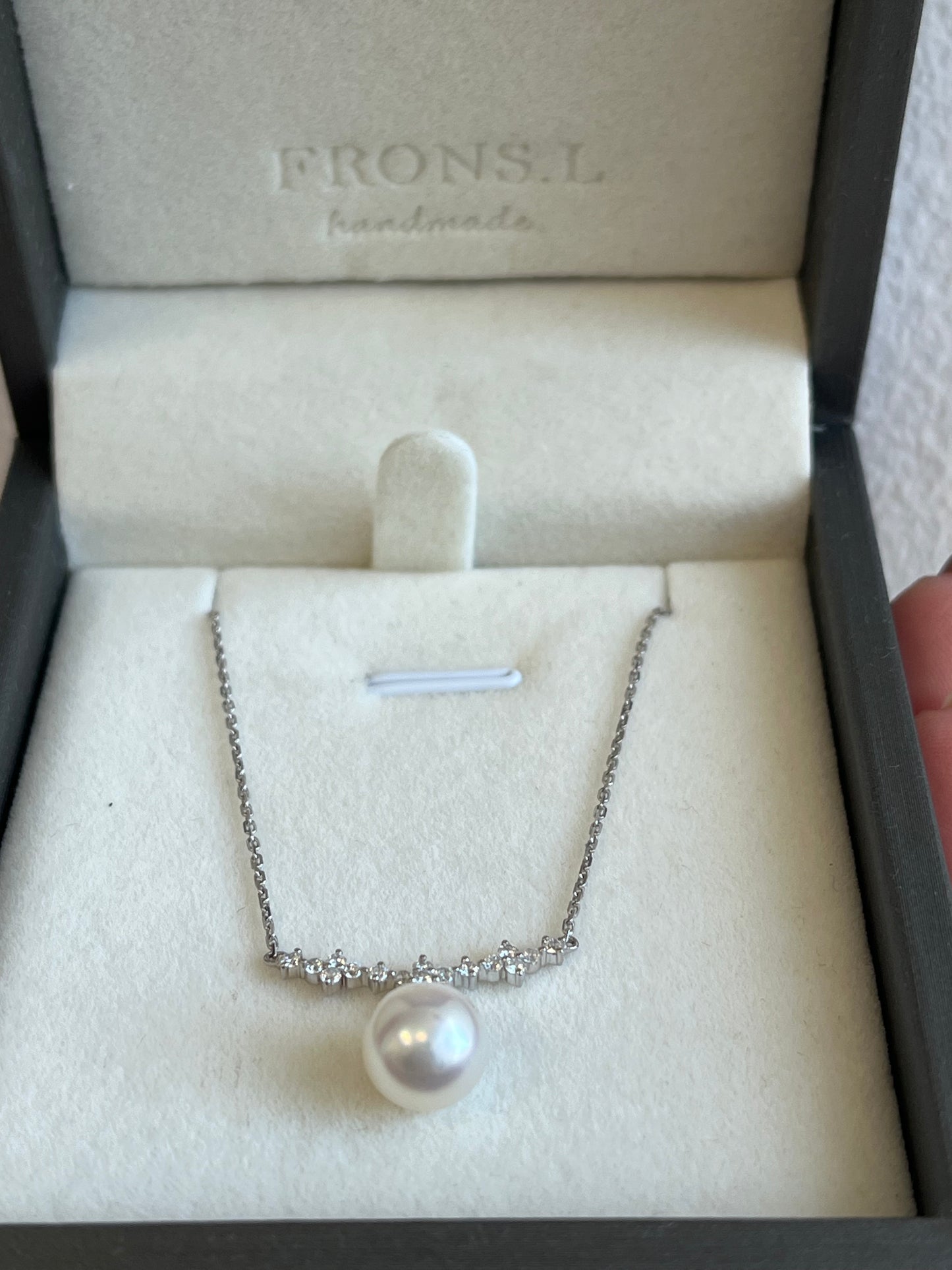 “Smile”Akoya Sea Pearl necklace