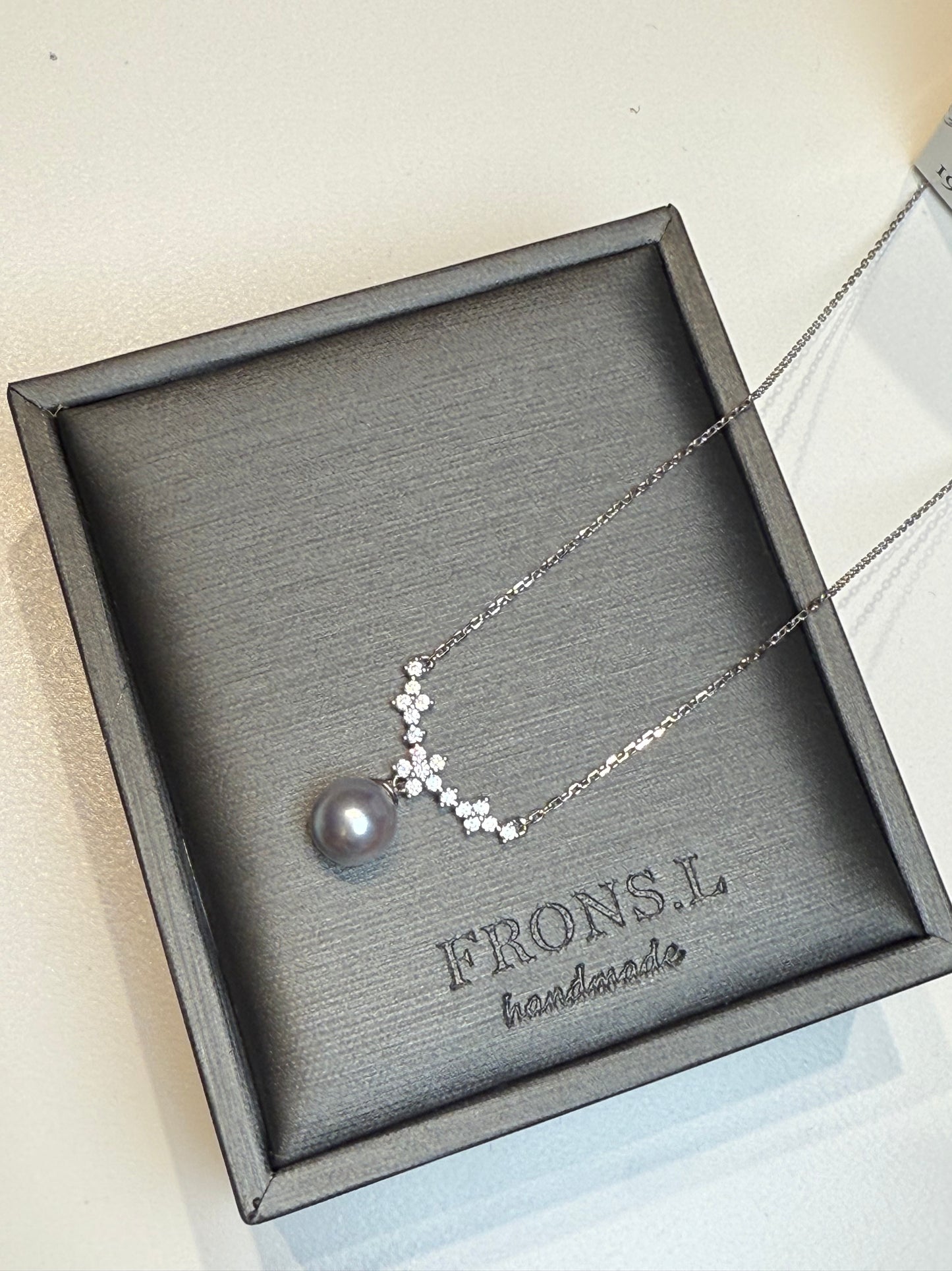 “Smile”Akoya Sea Pearl necklace
