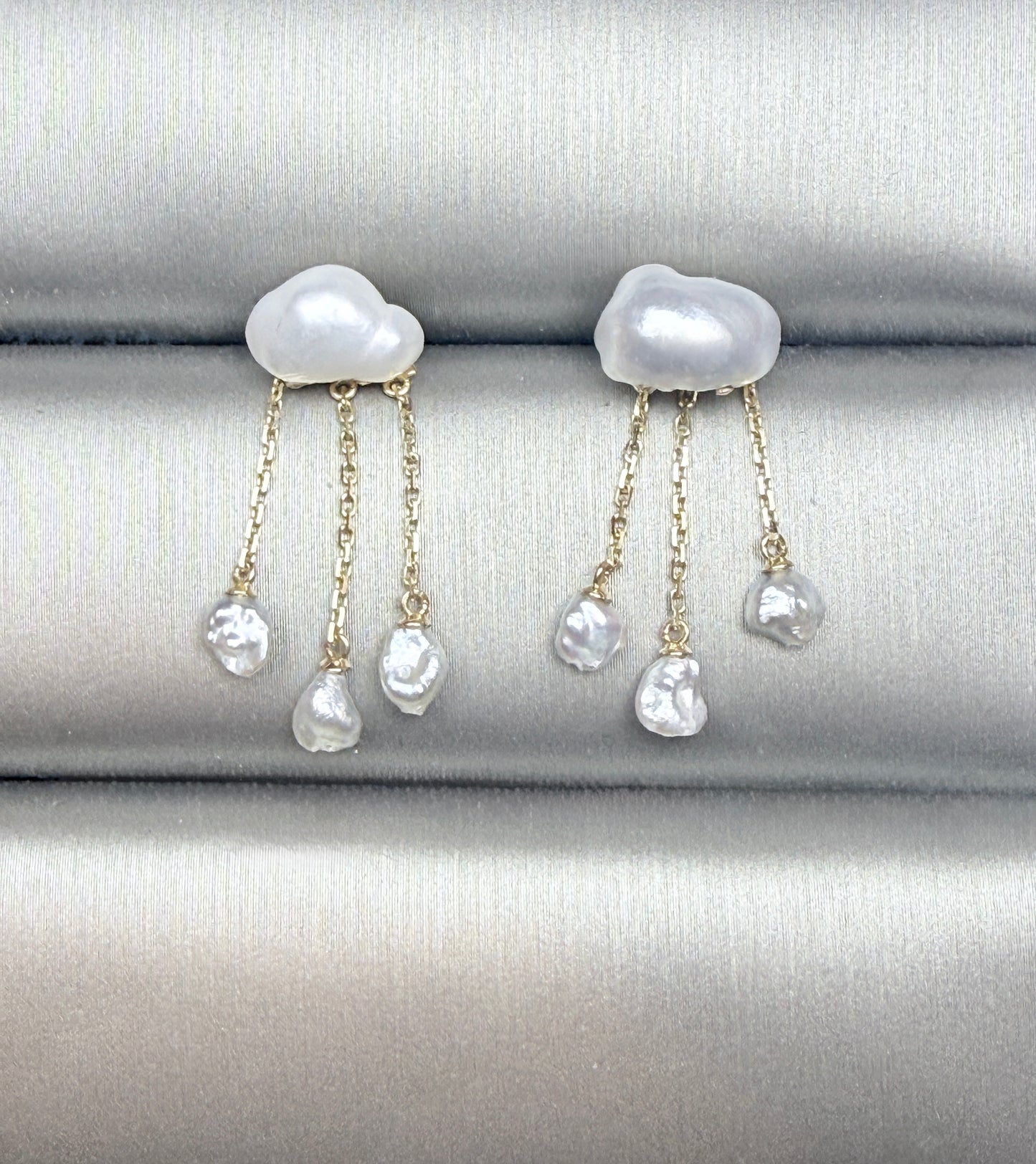 祥云·流光South White keshi Sea Pearl Earrings
