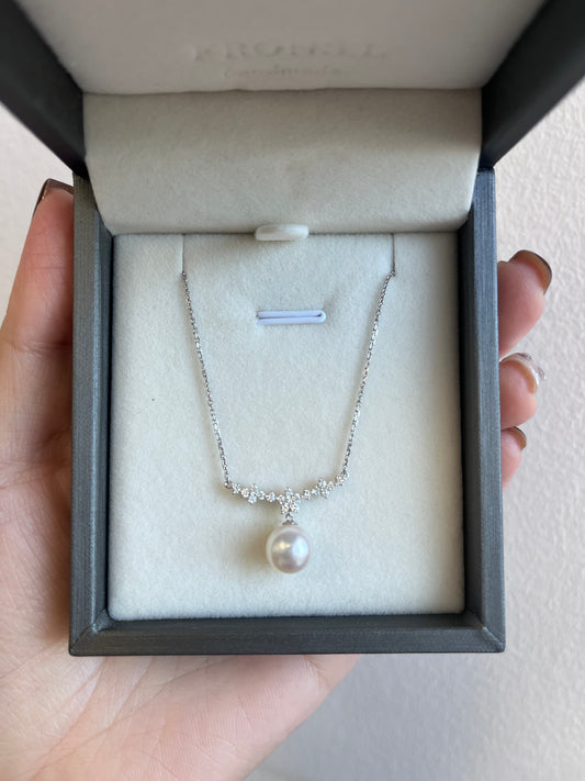 “Smile”Akoya Sea Pearl necklace