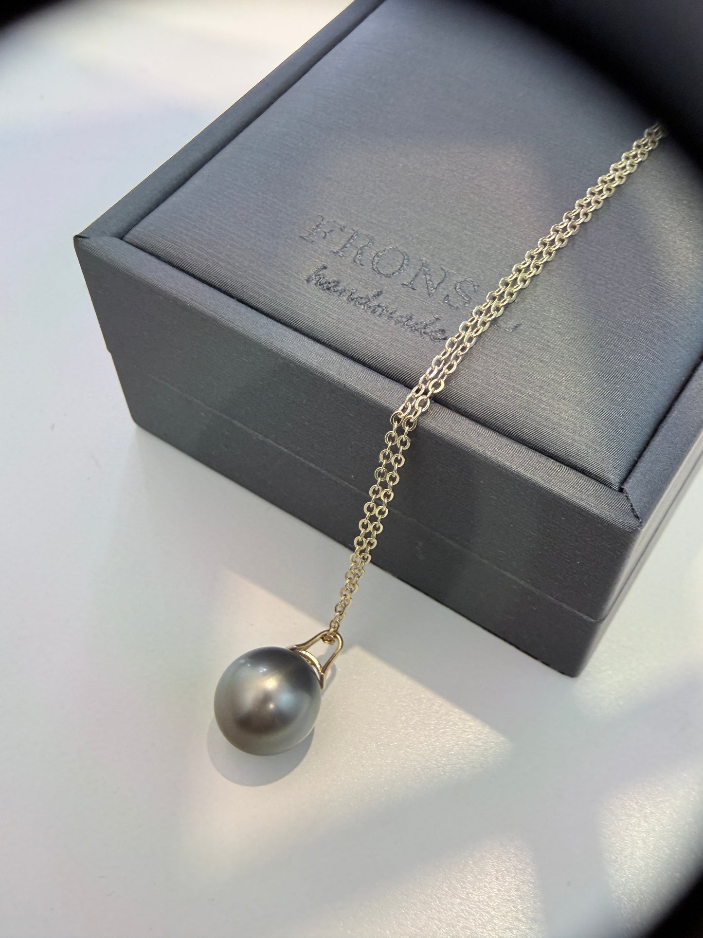 Golden Lock Tahitian Pendant