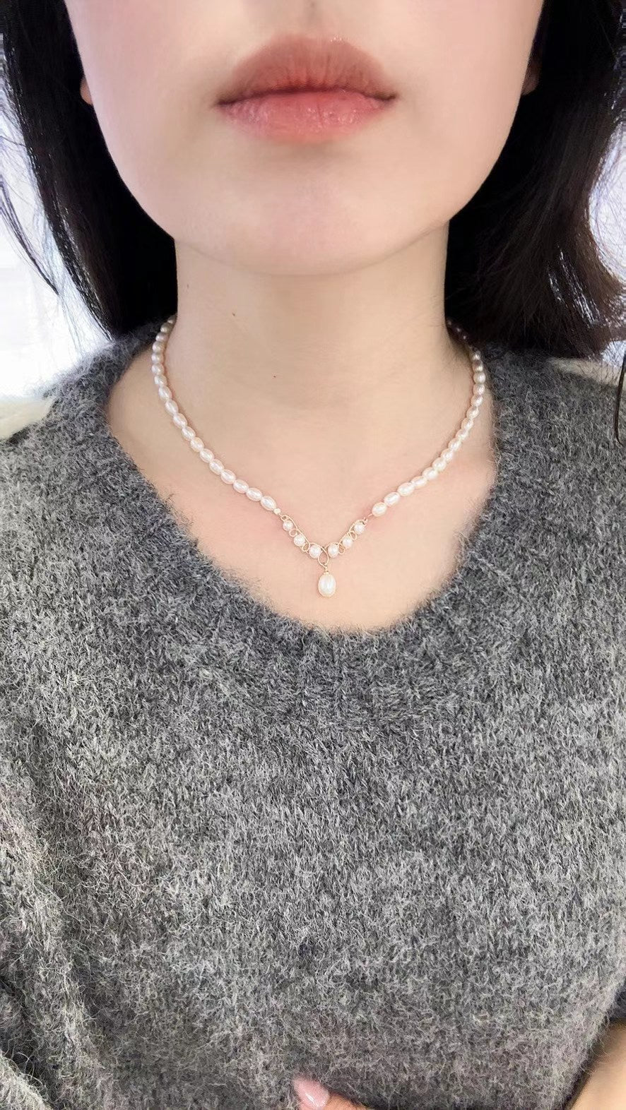 “Crescent moon ”Freshwater Pearl keshi Necklace