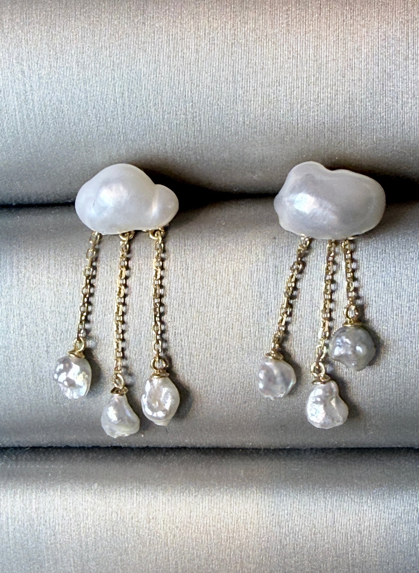 祥云·流光South White keshi Sea Pearl Earrings