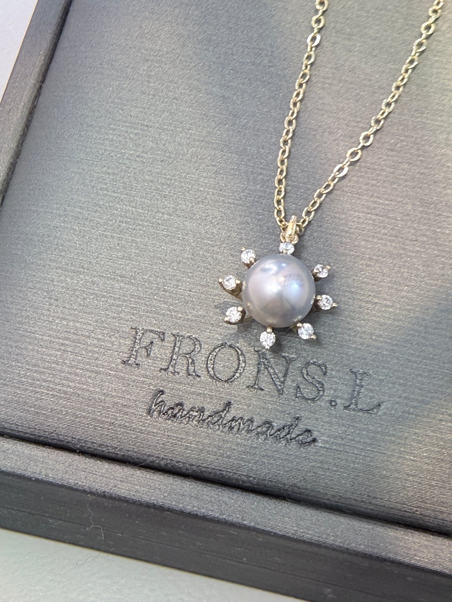 Starlight Japanese akoya pendant