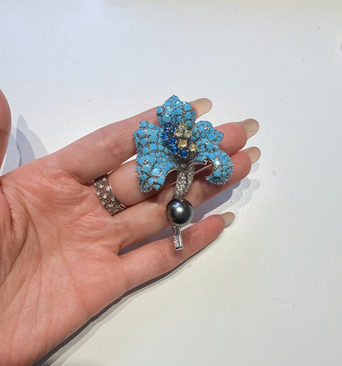 Carnation Tahiti sea Pearl Brooch