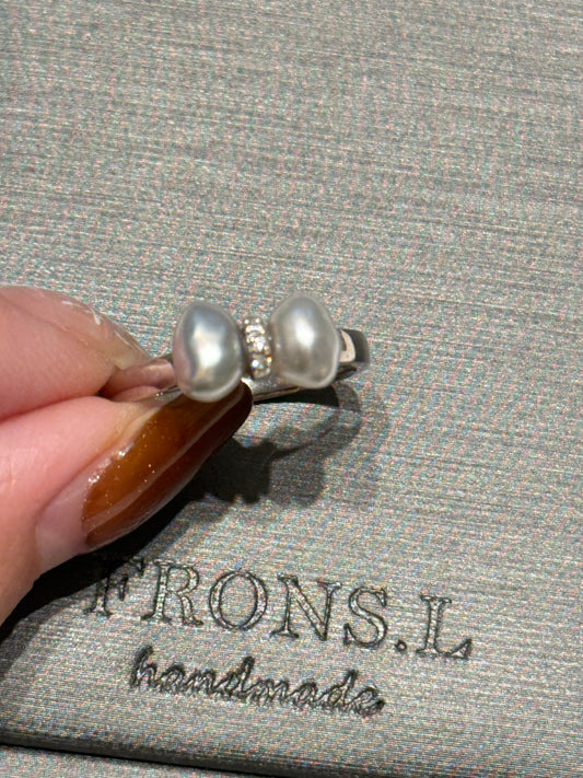 Bow Keshi South White Seapearl Ring