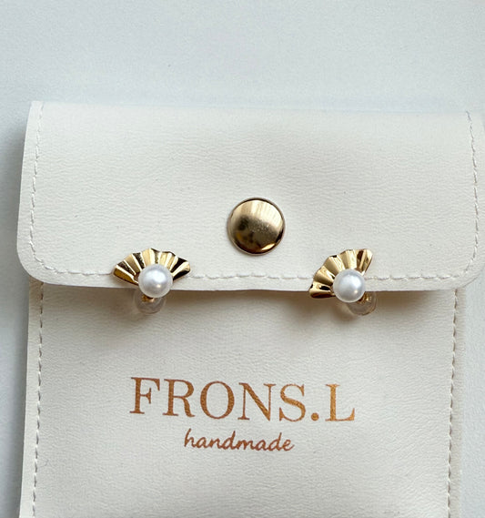 Fun freshwater Pearl Stud