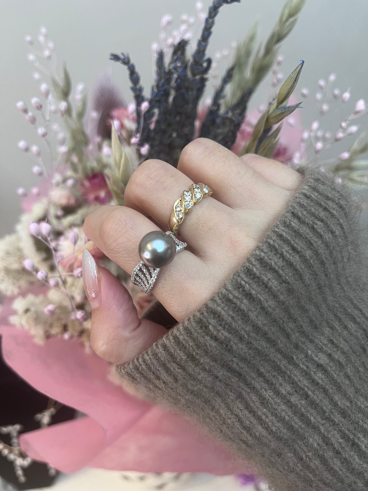 Platinum Gray Tahiti pearl ring