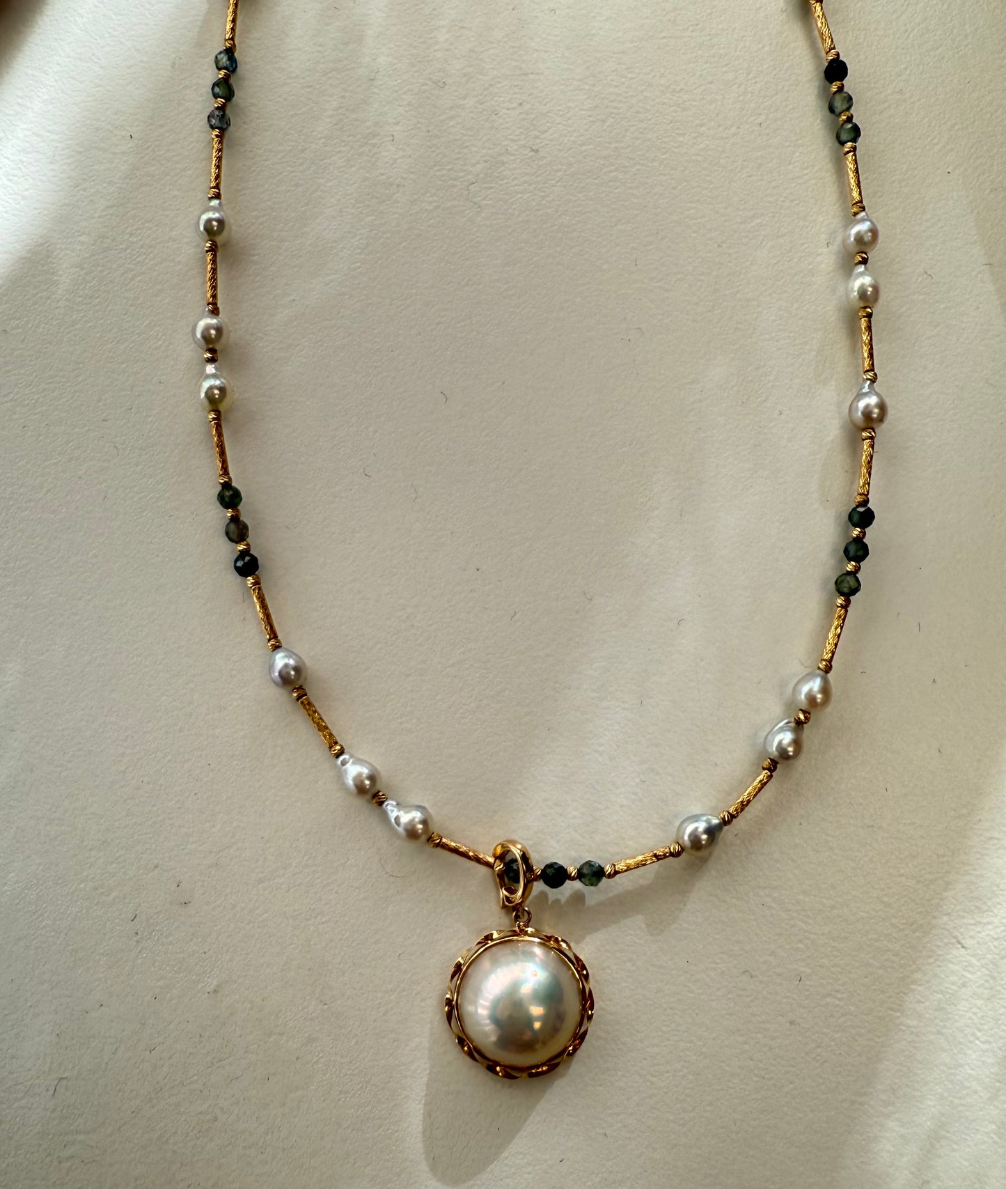 庵美岛粉泡泡sea pearl Mabe pendant