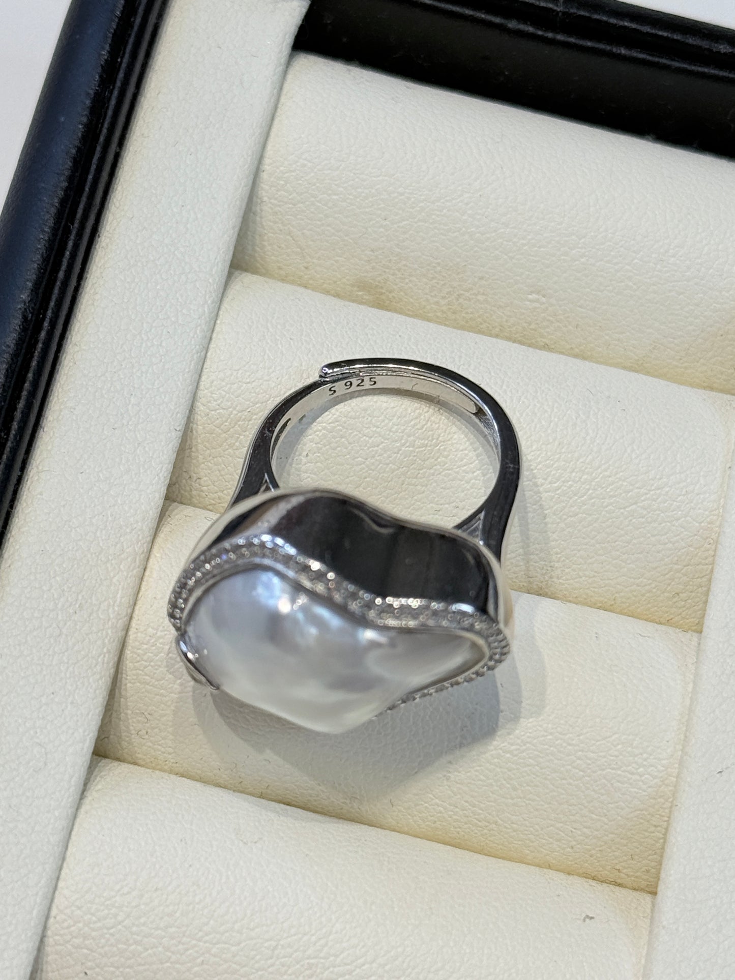 Big South White Seapearl Ring