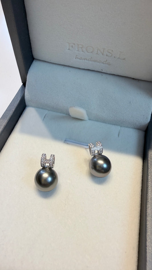 H shape Tahiti platinum grey earrings