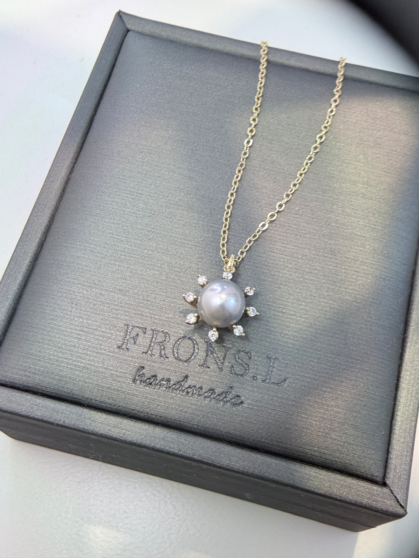 Starlight Japanese akoya pendant