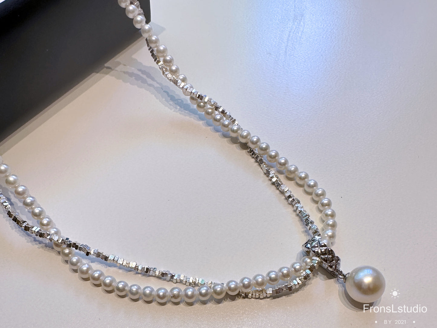 Silver Pearl  Necklace