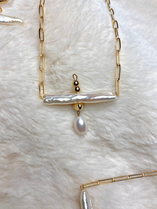 Balance pearl Necklace