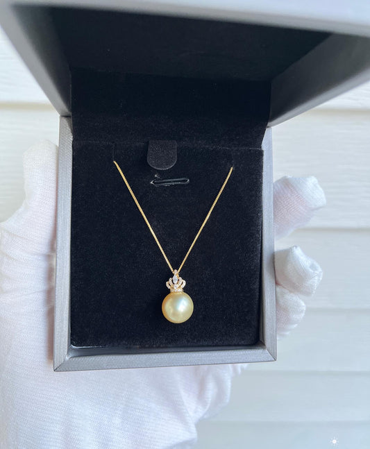 Crown Sea Pearl pendant